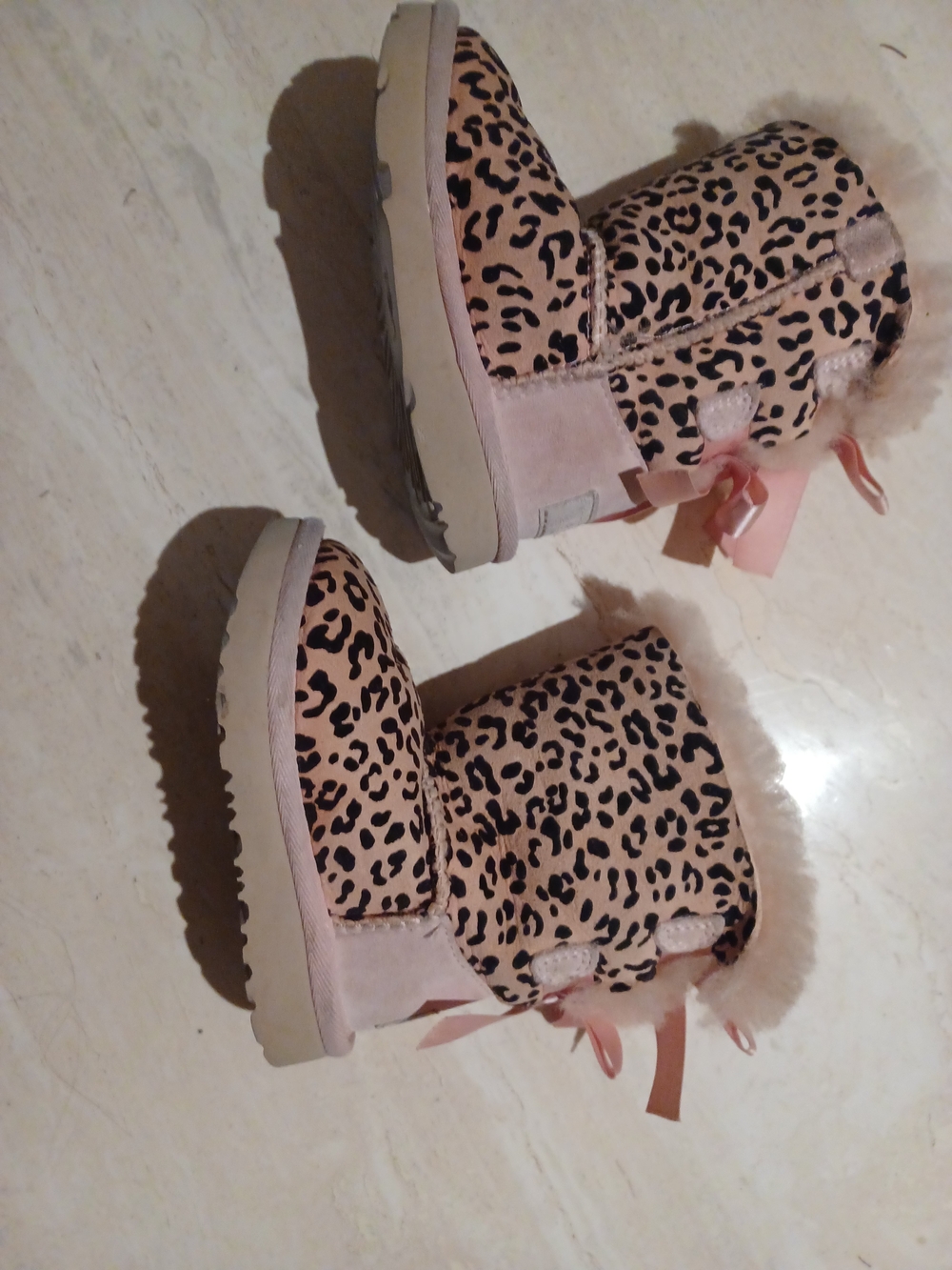 UGGS Kids Leopard Print Pink Faux-Fur Winter Boots--6 - Picture 4 of 7